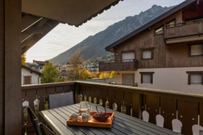 Grepon -City Center - Free Swimming pool, Sauna, Gym - Free Parking - By Cozee Rentals